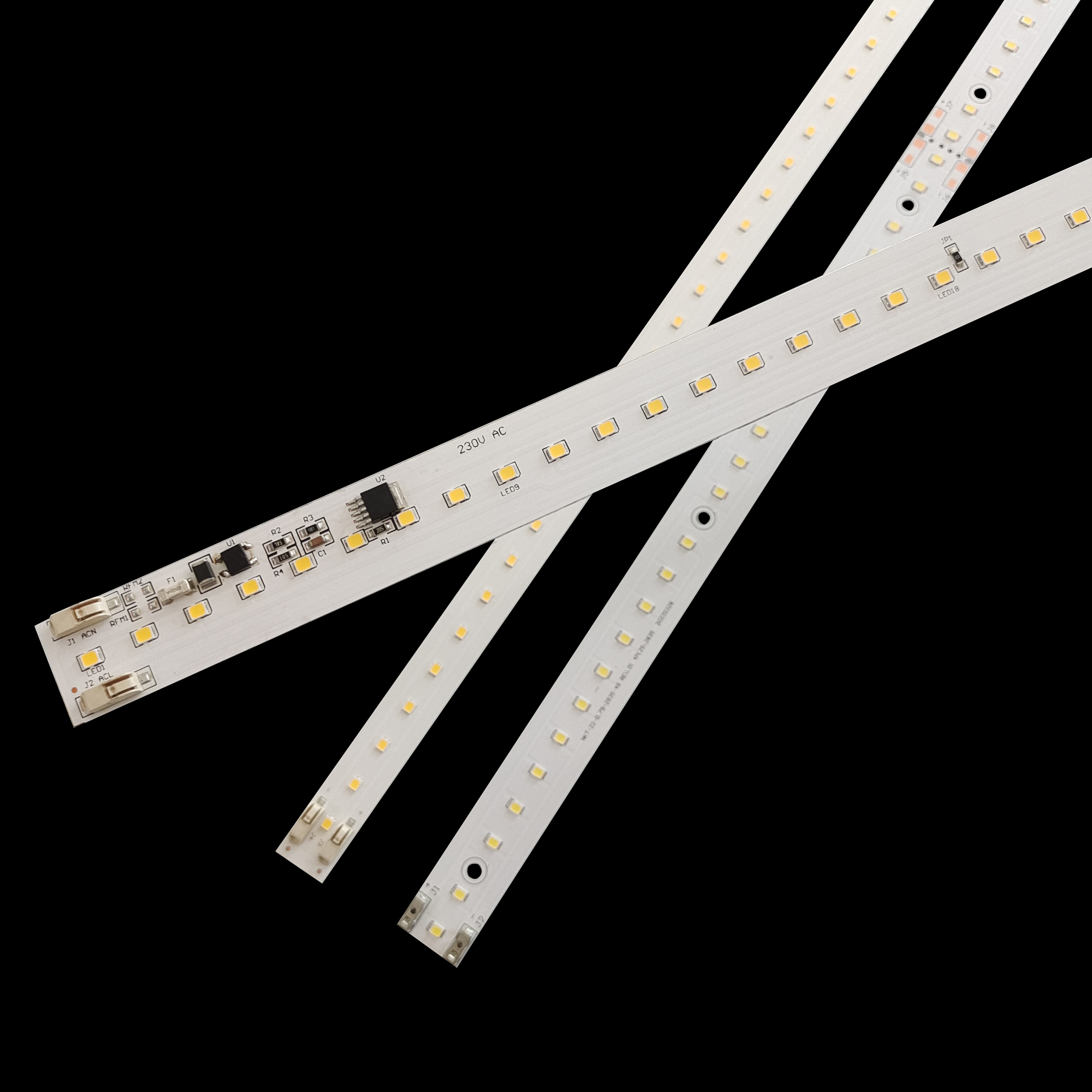 Low flicker index and high efficacy Linear Indoor and outdoor driverless AC lamp module LED light engine